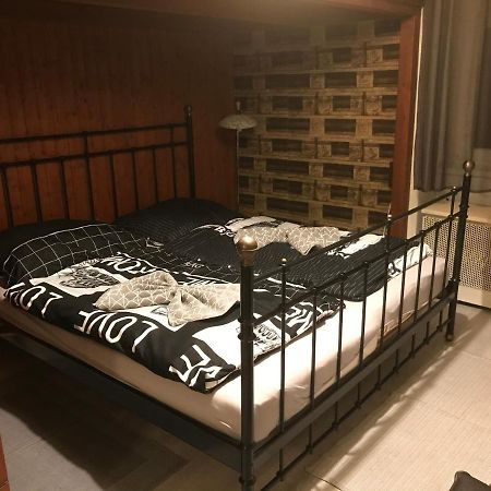 דירות פץ' Jazmin Apartman מראה חיצוני תמונה