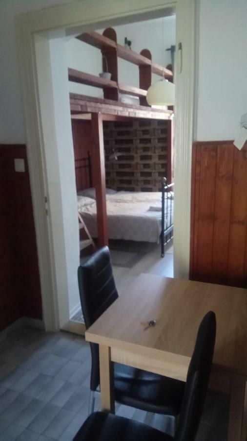 דירות פץ' Jazmin Apartman מראה חיצוני תמונה